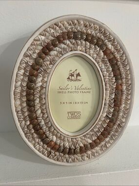 Two's Company Oval Sailor’s Valentine Shell Photo Frame in Cream and Brown 3x5